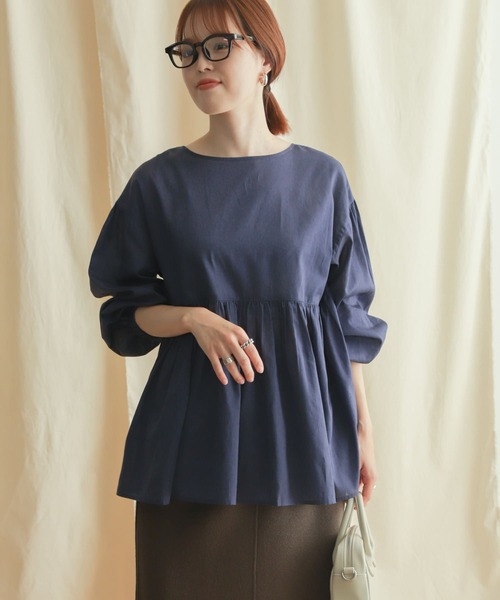 URBAN RESEARCH DOORS（アーバンリサーチドアーズ）の「コットンツイル2WAYギャザーブラウス（シャツ/ブラウス・レディース・ブラック/ブラウン/ブルー・MEDIUM）」の3枚目の写真