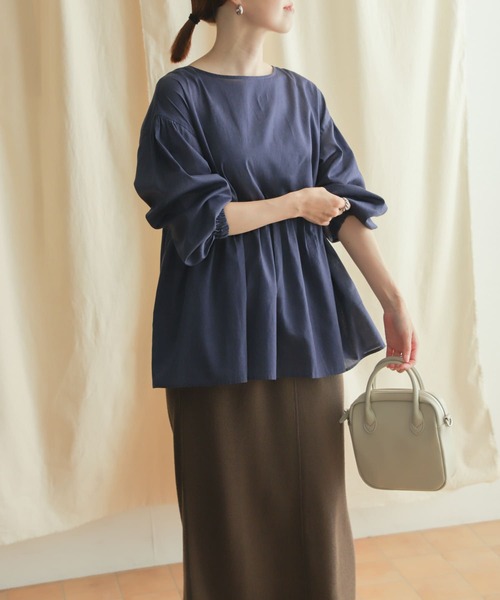 URBAN RESEARCH DOORS（アーバンリサーチドアーズ）の「コットンツイル2WAYギャザーブラウス（シャツ/ブラウス・レディース・ブラック/ブラウン/ブルー・MEDIUM）」の22枚目の写真