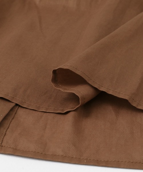 URBAN RESEARCH DOORS（アーバンリサーチドアーズ）の「コットンツイル2WAYギャザーブラウス（シャツ/ブラウス・レディース・ブラック/ブラウン/ブルー・MEDIUM）」の5枚目の写真