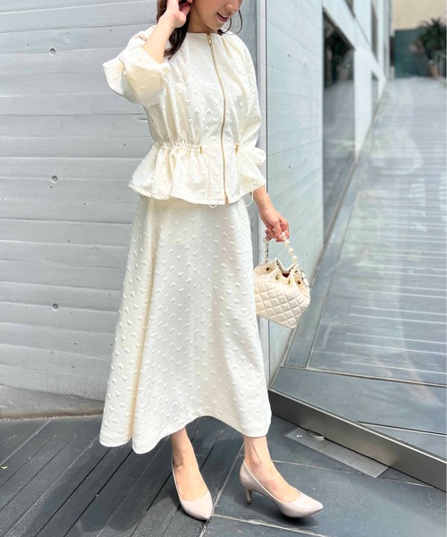 PICCIN PERLA(ピッチンペルラ)の「【セットアップ可能】ふくれ織りドロストブルゾン(ブルゾン・レディース・ブラック/オフホワイト・M)」の4枚目の写真