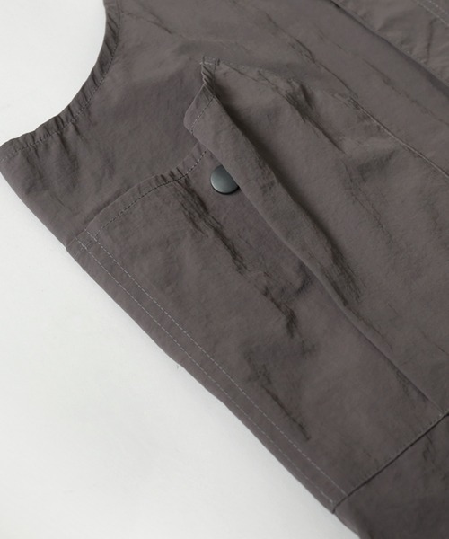 antiqua(アンティカ)の「撥水加工付きハンターサロペットワンピース(サロペット/オーバーオール・レディース・ブラック/グレー・FREE)」の9枚目の写真