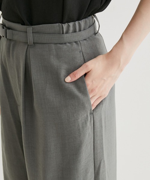 le cercle ADAM ET ROPE'(ルセルクルアダムエロペ)の「【セットアップ対応】リネンライクワイドパンツ(その他パンツ・レディース・ベージュ系その他/ピンク系その他/チャコールグレー・S/M)」の14枚目の写真
