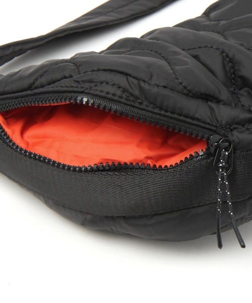 niko and...(ニコアンド)の「オリジナル月型キルトショルダーバッグN(ショルダーバッグ・レディース・イエロー/ブラック/アイボリー/グリーン・0)」の12枚目の写真