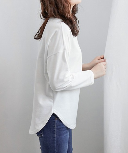 aimoha(アイモハ)の「ゆったりシルエット シンプルロングTシャツ(Tシャツ/カットソー・レディース・ホワイト/ブラック/ベージュ・MEDIUM/X-LARGE/LARGE)」の15枚目の写真