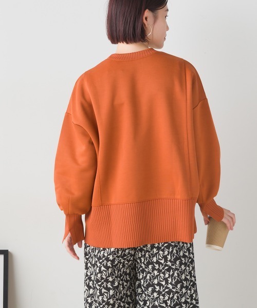 FURRY(ファーリー)の「軽量ボンディングドロップスリーブプルオーバー(Tシャツ/カットソー・レディース・グレー/グレイッシュベージュ/アイボリー/テラコッタ・FREE)」の17枚目の写真
