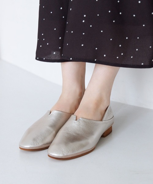 HIMIKO（ヒミコ）の「【Made in Japan】【快適ウォークパンプス】【撥水】ソフトフラットシューズ/635305（パンプス・レディース・ベージュ/オレンジ/ブラック/ブロンズ/プラチナム/アイボリー/ライトブルー/ダークブラウン/ピンク/オフホワイト/グレー/ガンメタ/ゴールド/ブルーグリーン・23.0cm/23.5cm/24.0cm/24.5cm/25.0cm/22.0cm/22.5cm/25.5cm/26.0cm/21.5cm/26.5cm）」の12枚目の写真