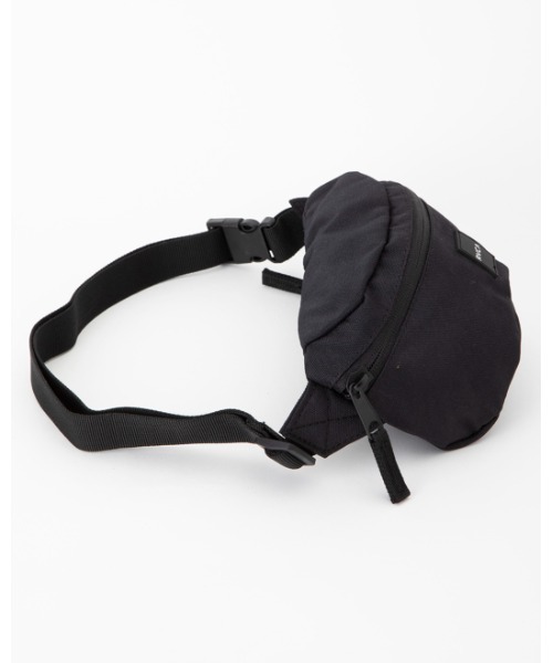 RVCA（ルーカ）の「RVCA メンズ  RVCA WAIST PACK II バッグ【2023年秋冬モデル】/ルーカワンポイントブランドロゴウエストポーチ（ボディバッグ/ウエストポーチ・メンズ・ブラック/ブルー・FREE）」の10枚目の写真