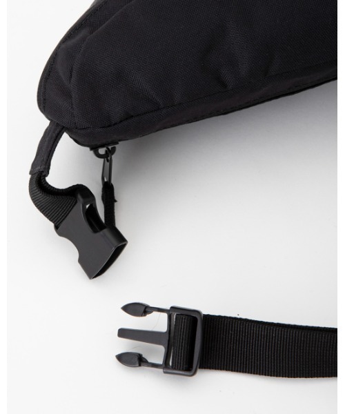 RVCA（ルーカ）の「RVCA メンズ  RVCA WAIST PACK II バッグ【2023年秋冬モデル】/ルーカワンポイントブランドロゴウエストポーチ（ボディバッグ/ウエストポーチ・メンズ・ブラック/ブルー・FREE）」の12枚目の写真