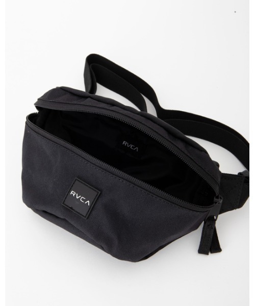 RVCA（ルーカ）の「RVCA メンズ  RVCA WAIST PACK II バッグ【2023年秋冬モデル】/ルーカワンポイントブランドロゴウエストポーチ（ボディバッグ/ウエストポーチ・メンズ・ブラック/ブルー・FREE）」の14枚目の写真