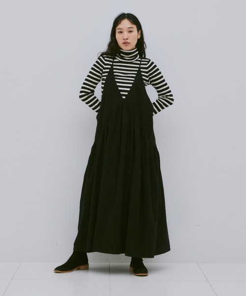 Libra Cue(リブラ キュー)の「ボーダーリブタートルネックプルオーバー(ニット/セーター・レディース・ブラック/グレー・FREE)」の4枚目の写真