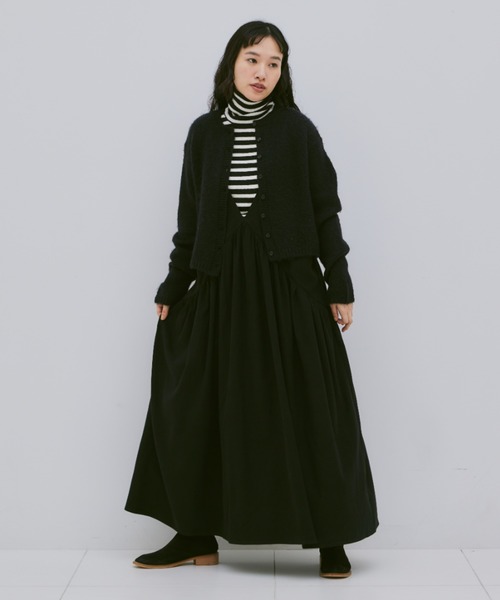 Libra Cue(リブラ キュー)の「ボーダーリブタートルネックプルオーバー(ニット/セーター・レディース・ブラック/グレー・FREE)」の6枚目の写真