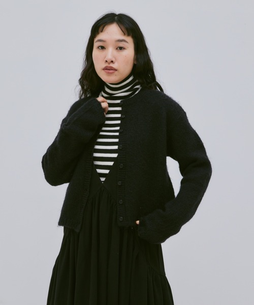 Libra Cue(リブラ キュー)の「ボーダーリブタートルネックプルオーバー(ニット/セーター・レディース・ブラック/グレー・FREE)」の10枚目の写真