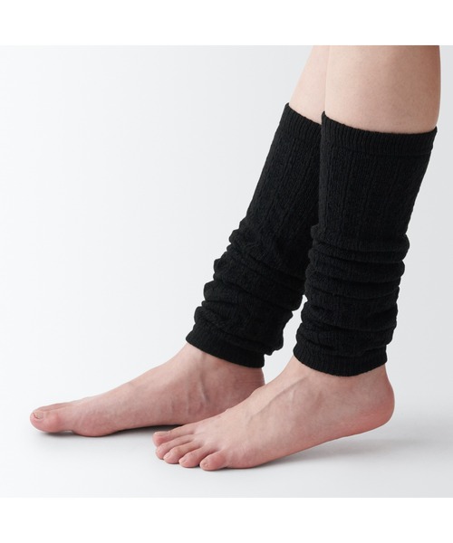 無印良品（ムジルシリョウヒン）の「ヤク混　手にも使える　レッグウォーマー（ソックス/靴下・レディース・ライトベージュ/ブラック/ブラウン系3/チャコールグレー・FREE）」の5枚目の写真