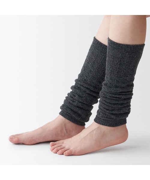 無印良品（ムジルシリョウヒン）の「ヤク混　手にも使える　レッグウォーマー（ソックス/靴下・レディース・ライトベージュ/ブラック/ブラウン系3/チャコールグレー・FREE）」の9枚目の写真