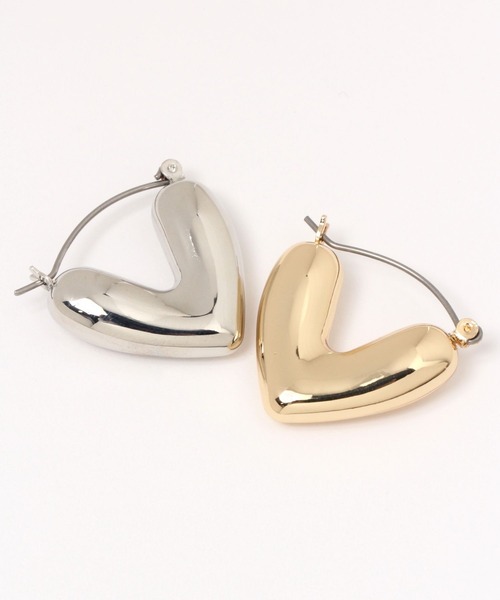 LOWRYS FARM（ローリーズファーム）の「ハートフウピアス　983998（ピアス（両耳用）・レディース・ゴールド/シルバー・FREE）」の5枚目の写真