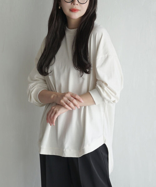 e-zakkamania stores（イーザッカマニアストアーズ）の「天笠カットソー バックヘンリープルオーバー（Tシャツ/カットソー・レディース・グレイッシュブルー/アイボリー/ブラック×ホワイト/ブラック/ホワイト×ネイビー/ライトグリーン/チャコール/ネイビー×ホワイト/オフホワイト/ホワイト×ブラック/カーキ/ホワイト系その他/イエロー/アッシュグレー・M）」の2枚目の写真