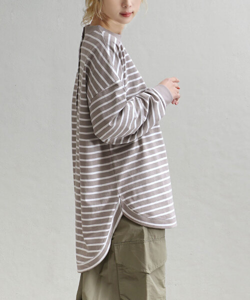 e-zakkamania stores（イーザッカマニアストアーズ）の「天笠カットソー バックヘンリープルオーバー（Tシャツ/カットソー・レディース・グレイッシュブルー/アイボリー/ブラック×ホワイト/ブラック/ホワイト×ネイビー/ライトグリーン/チャコール/ネイビー×ホワイト/オフホワイト/ホワイト×ブラック/カーキ/ホワイト系その他/イエロー/アッシュグレー・M）」の8枚目の写真