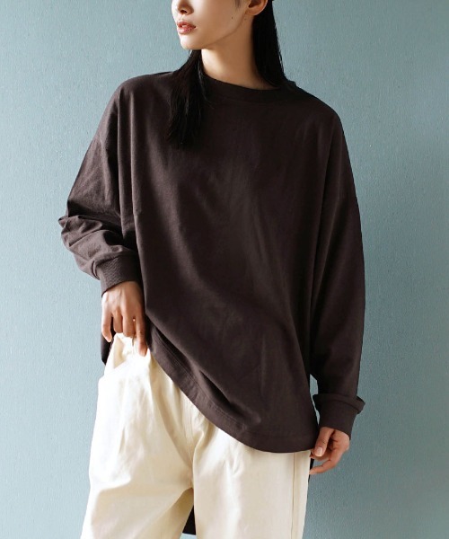 e-zakkamania stores（イーザッカマニアストアーズ）の「天笠カットソー バックヘンリープルオーバー（Tシャツ/カットソー・レディース・グレイッシュブルー/アイボリー/ブラック×ホワイト/ブラック/ホワイト×ネイビー/ライトグリーン/チャコール/ネイビー×ホワイト/オフホワイト/ホワイト×ブラック/カーキ/ホワイト系その他/イエロー/アッシュグレー・M）」の9枚目の写真