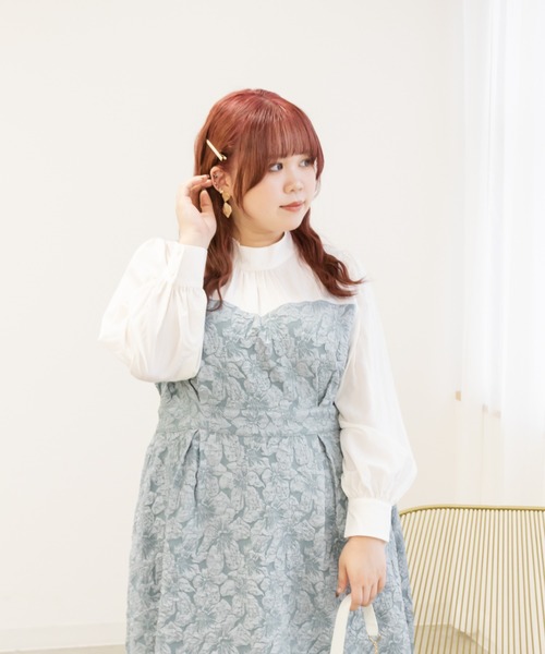 CLETTE(クレット)の「マトラッセ花柄ドッキングワンピース(ワンピース・レディース・グレイッシュベージュ/ブルー・LL/3L/4L)」の15枚目の写真