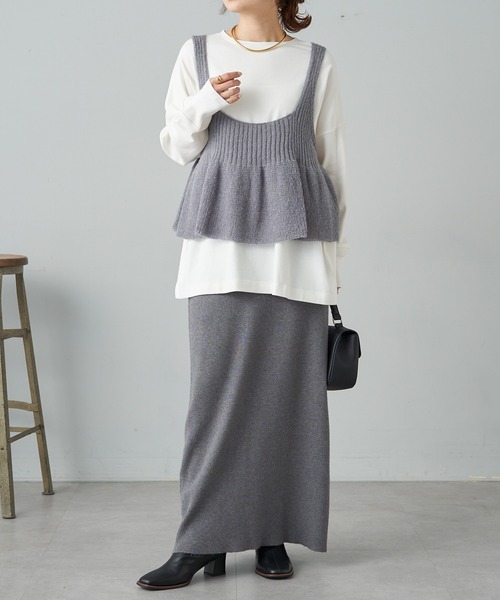 PUAL CE CIN（ピュアルセシン）の「ワンポイントモノグラム刺繍スムース起毛プルオーバー（Tシャツ/カットソー・レディース・ブラック/ブラック系その他/オフホワイト・FREE）」の5枚目の写真