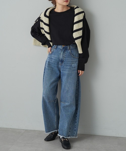 PUAL CE CIN（ピュアルセシン）の「ワンポイントモノグラム刺繍スムース起毛プルオーバー（Tシャツ/カットソー・レディース・ブラック/ブラック系その他/オフホワイト・FREE）」の11枚目の写真