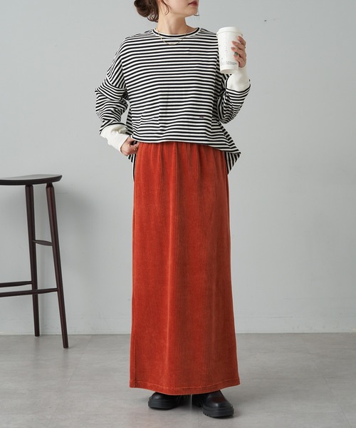 PUAL CE CIN（ピュアルセシン）の「ワンポイントモノグラム刺繍スムース起毛プルオーバー（Tシャツ/カットソー・レディース・ブラック/ブラック系その他/オフホワイト・FREE）」の14枚目の写真