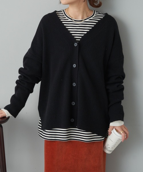 PUAL CE CIN（ピュアルセシン）の「ワンポイントモノグラム刺繍スムース起毛プルオーバー（Tシャツ/カットソー・レディース・ブラック/ブラック系その他/オフホワイト・FREE）」の17枚目の写真