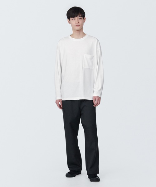 無印良品(ムジルシリョウヒン)の「汚れが落ちやすい吸汗速乾クルーネック長袖Tシャツ(Tシャツ/カットソー・メンズ・ネイビー/ブラック/グレー/オフホワイト・M/S/XS/XL/L)」の11枚目の写真