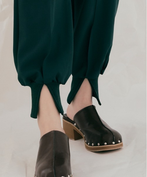 kirakiraShop(キラキラショップ)の「ピンタック ジョガー パンツ(その他パンツ・レディース・ベージュ/ダークグリーン/ブラウン系その他/グリーン/ネイビー・M/S)」の17枚目の写真