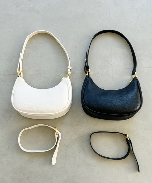 MYMOOD.（マイムード）の「2WAY PUハーフムーンバッグ（ハンドバッグ・レディース・ブラック/アイボリー・FREE）」の9枚目の写真