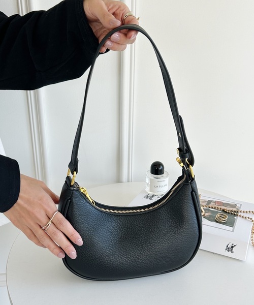 MYMOOD.（マイムード）の「2WAY PUハーフムーンバッグ（ハンドバッグ・レディース・ブラック/アイボリー・FREE）」の12枚目の写真