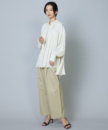 ほぼ未使用✨24SS プミエアロンディスモン 割繊サテンギャザー ほぼ未使用✨24SS プミエアロンディスモン 割繊サテンギャザー