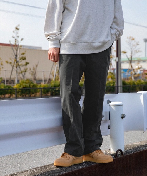 Dickies（ディッキーズ）の「Dickies/ディッキーズ ユーズド加工オーバーダイワイドチノパンツ（チノパンツ・メンズ・ベージュ/ブラック/ライトブルー/オフホワイト・M/L/XL）」の12枚目の写真