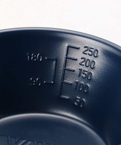 FREAK'S STORE（フリークスストア）の「VANLIFE SUPPLY BY FREAK'S STORE/ヴァンライフサプライバイフリークスストア シェラカップ320ml（キッチンツール・メンズ・ネイビー・ONE SIZE）」の2枚目の写真