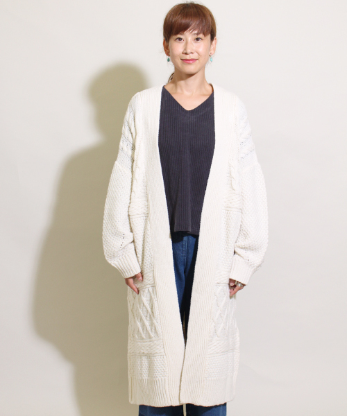 Kastane（カスタネ）の「切り替えざっくりニットガウン（その他アウター・レディース・アイボリー/グレー/ライトグレー・FREE）」の6枚目の写真