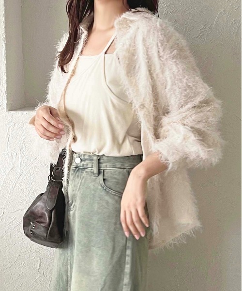 apres jour clair(アプレジュールクレア)の「【apres jour clair】フワフワシャツ【ZOZOTOWN限定アイテム】(シャツ/ブラウス・レディース・ブラック/アイボリー・フリー/X-LARGE)」の8枚目の写真
