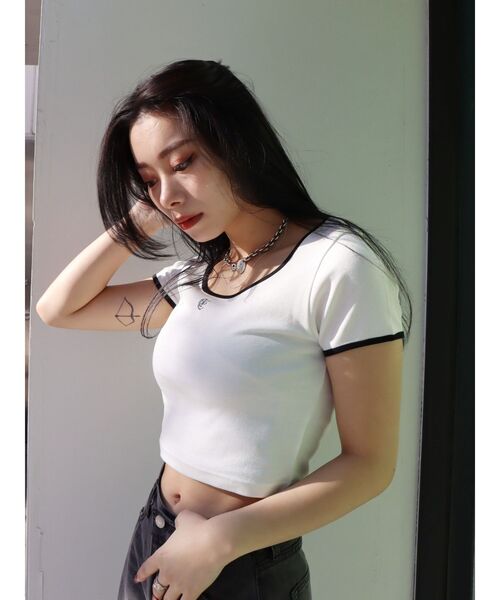 EVRIS（エヴリス）の「ラインストーンリンガーショートTシャツ（Tシャツ/カットソー・レディース・ピンク/ネイビー/ホワイト/ブラック・FREE）」の15枚目の写真