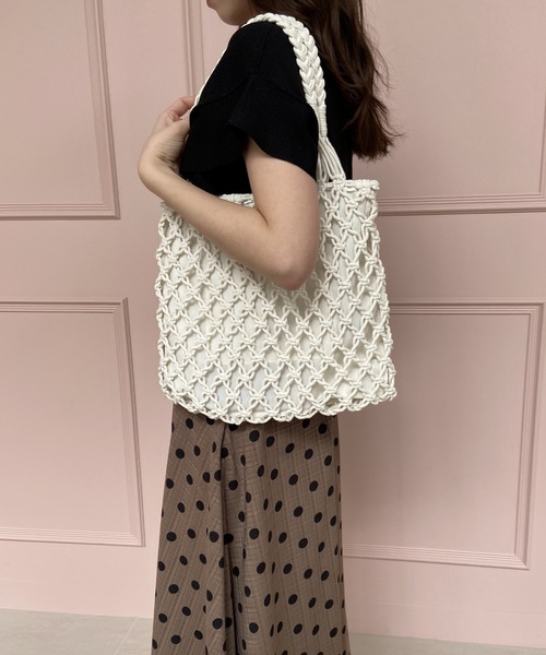 grove（グローブ）の「◆マクラメスクエアトート（トートバッグ・レディース・アイボリー/グレー/ブラック/ダークグレー/レンガ・00）」の2枚目の写真