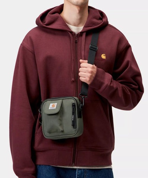 Carhartt WIP(カーハートダブリューアイピー)の「【Carhartt WIP】ESSENTIALS BAG SMALL(ショルダーバッグ・メンズ・ベージュ/ブラウン/ブラック/グリーン/ダークグリーン/グリーン系1/ライトブラウン・FREE)」の1枚目の写真