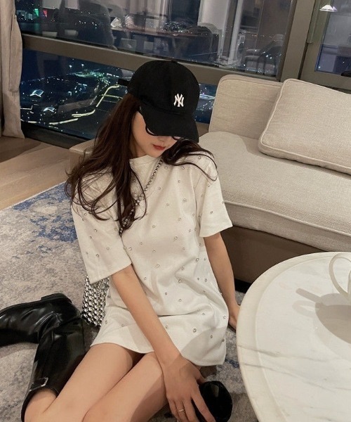 LAC-VERT(ラック・ヴェール)の「ラインストーンオーバーTシャツ(Tシャツ/カットソー・レディース・ホワイト/ブラック・FREE)」の5枚目の写真
