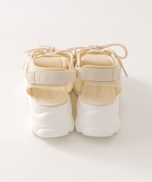 OLIVE des OLIVE（オリーブデオリーブ）の「レースアップスポーツサンダル　1041130080（サンダル・レディース・アイボリー/ブラック・SMALL/MEDIUM/LARGE）」の15枚目の写真