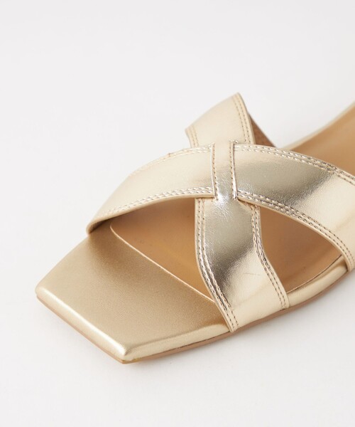 green label relaxing（グリーンレーベルリラクシング）の「クロス フラット サンダル（サンダル・レディース・ブラック/ブラウン/ゴールド・S/M/L）」の18枚目の写真