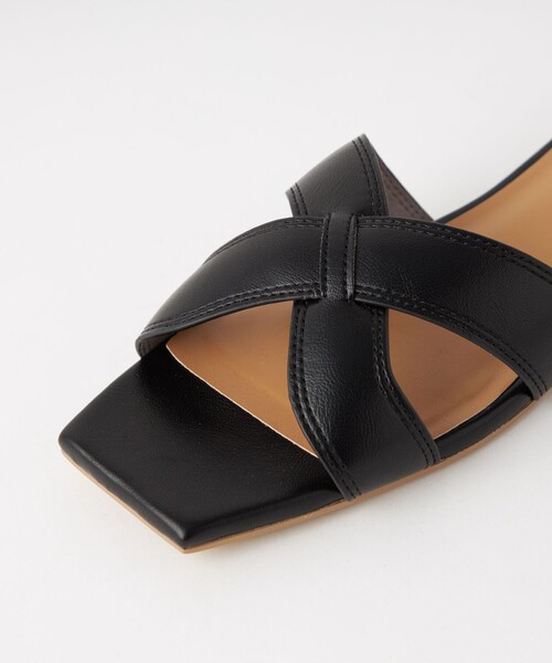 green label relaxing（グリーンレーベルリラクシング）の「クロス フラット サンダル（サンダル・レディース・ブラック/ブラウン/ゴールド・S/M/L）」の22枚目の写真