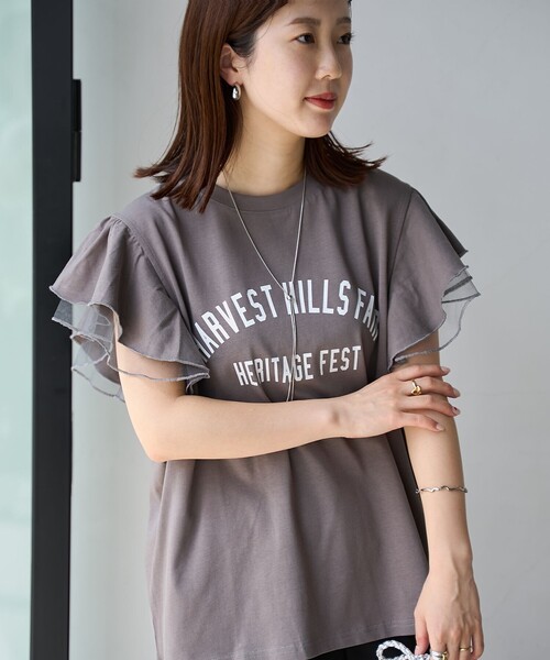coen（コーエン）の「【WEB限定】チュールレイヤーフリルスリーブTシャツ（Tシャツ/カットソー・レディース・ダークグレー/ベージュ/オフホワイト・M/L）」の3枚目の写真