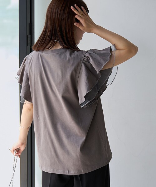 coen（コーエン）の「【WEB限定】チュールレイヤーフリルスリーブTシャツ（Tシャツ/カットソー・レディース・ダークグレー/ベージュ/オフホワイト・M/L）」の15枚目の写真