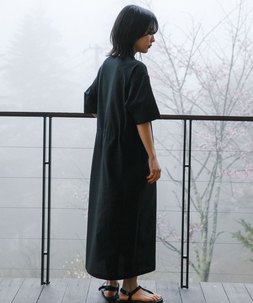 EKAL（エカル）の「『通気性/速乾』EASY BREEZY ONE-PIECE（ワンピース・レディース・ブルー/グレー/ブラック・ONE）」の19枚目の写真
