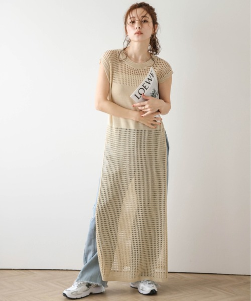 AMELY(エミリー)の「メッシュニットロングジレ(ベスト・レディース・ブラック/ベージュ/ブラウン/グリーン・フリー)」の4枚目の写真