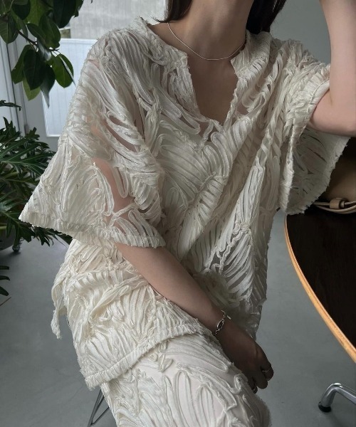 WILLFULLY（ウィルフリー）の「chiffon tape embroidery skipper BL 