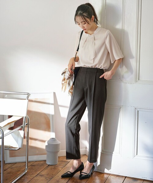 ANY SIS(エニィスィス)の「【セットアップ対応】ビューティーツイルストレッチ テーパードパンツ(その他パンツ・レディース・黄土色系/グレー系・1/2/3)」の4枚目の写真