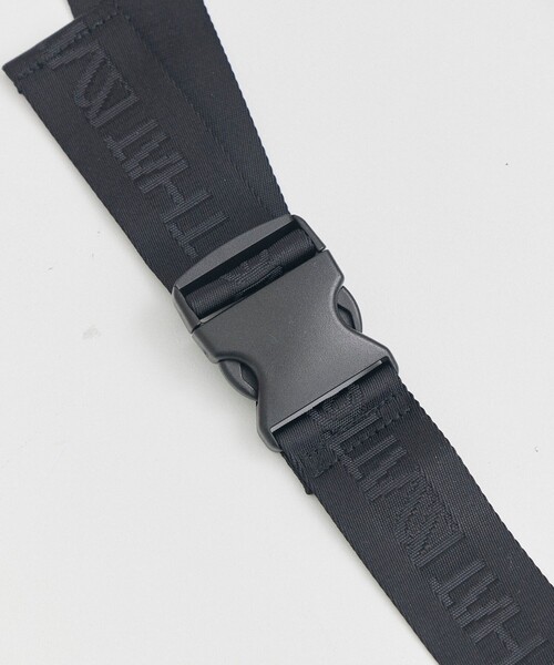 THINGS THAT MATTER(シングス ザット マター)の「【THINGS THAT MATTER/シングス ザット マター】TYVEK MINI BODY BAG/ボディバッグ(ボディバッグ/ウエストポーチ・レディース・ブラック/シルバー・FREE)」の8枚目の写真